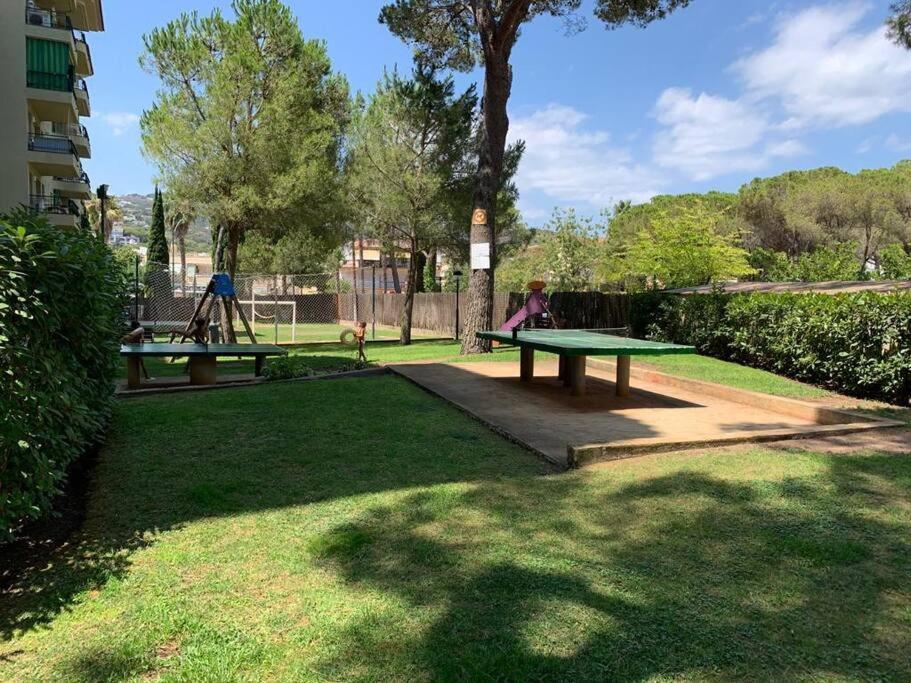 Amplio Apartamento Con Piscina Al Lado De La Playa Platja d'Aro Luaran gambar